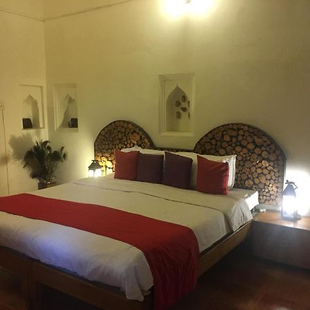 Panchkote Raj Ganges Bed & Breakfast พาราณสี ภายนอก รูปภาพ