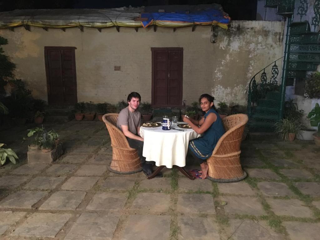 Panchkote Raj Ganges Bed & Breakfast พาราณสี ภายนอก รูปภาพ